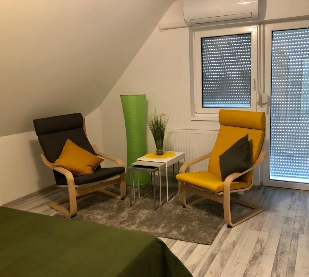 Dominik Apartmanhaz ヴァレンツァ エクステリア 写真