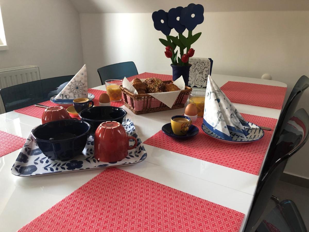 Dominik Apartmanhaz ヴァレンツァ エクステリア 写真