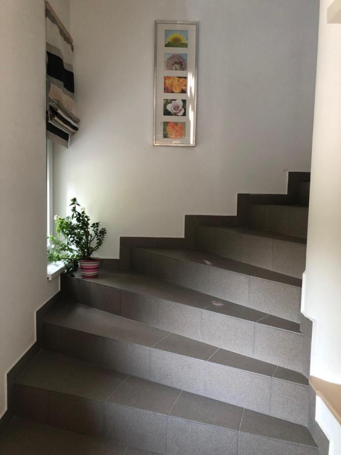 Dominik Apartmanhaz ヴァレンツァ エクステリア 写真